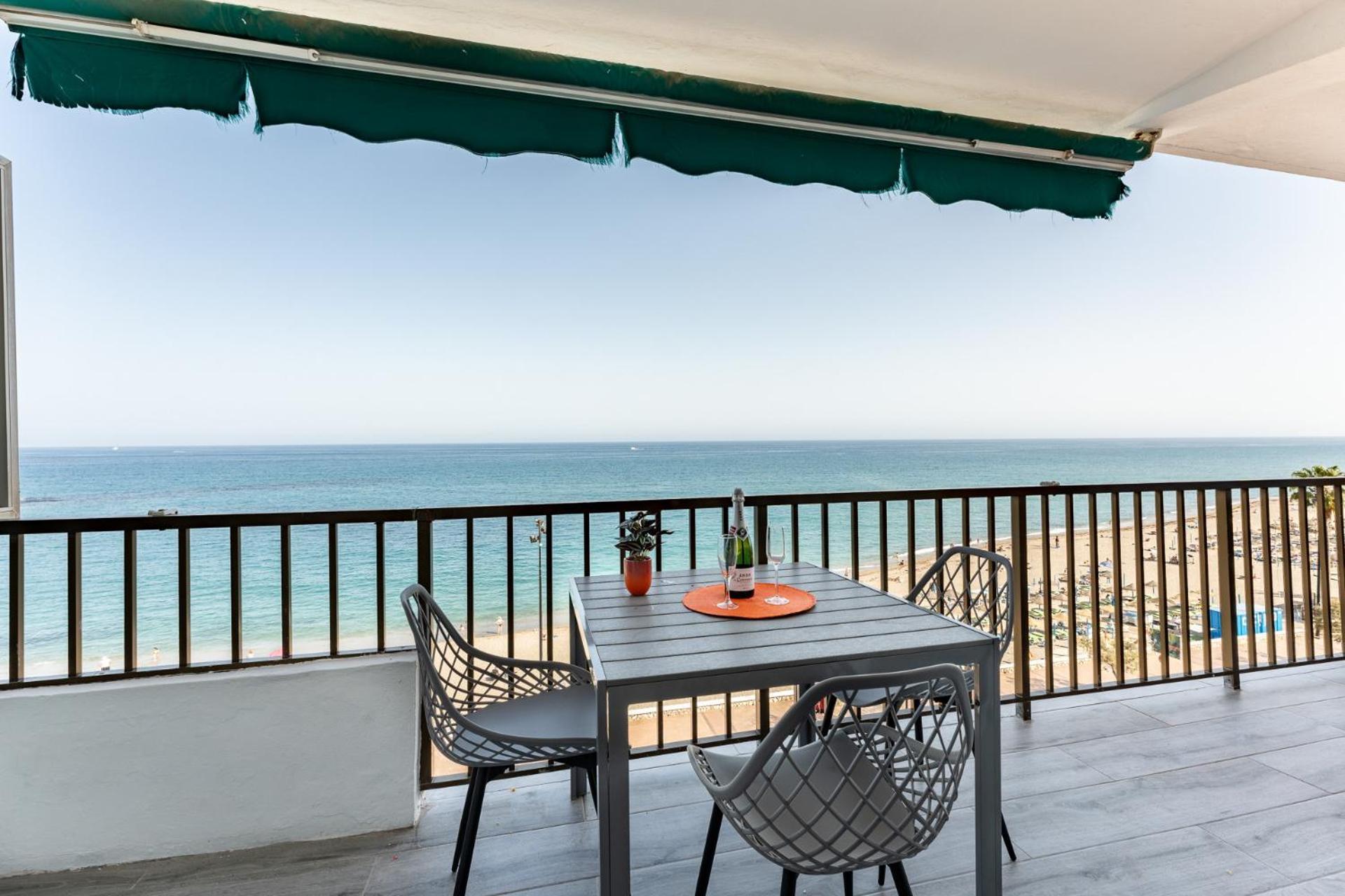 Malagasuite Golden Views Fuengirola Esterno foto