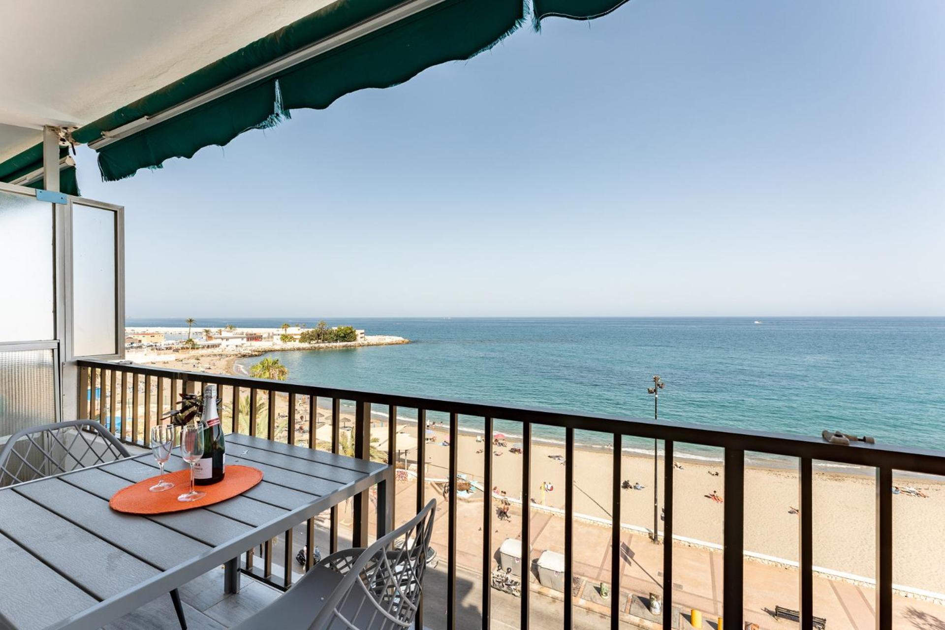 Malagasuite Golden Views Fuengirola Esterno foto